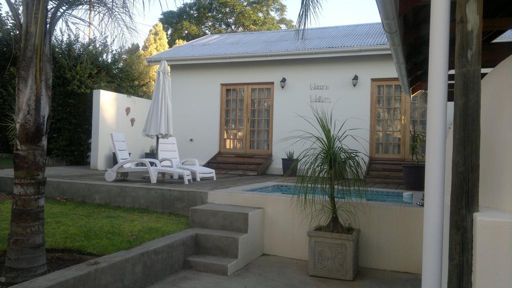 B&B On Church Oudtshoorn Rom bilde